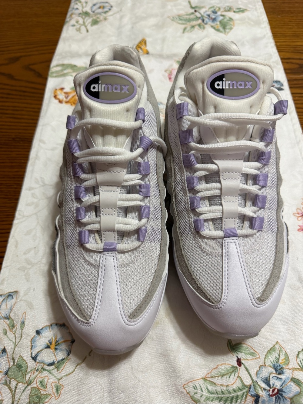 Nike Air Max Women's White and Lavender Sneakers